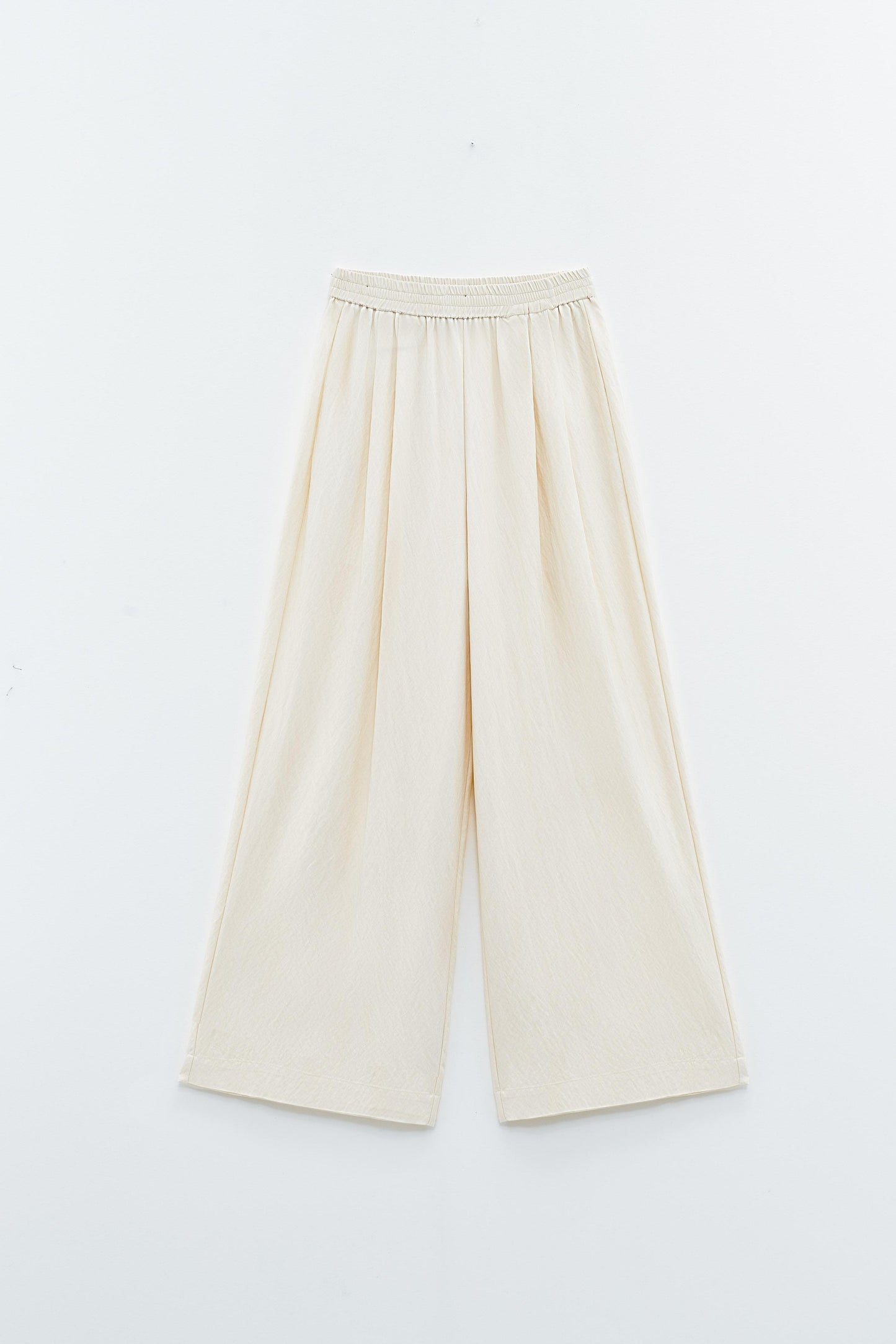 SS250020CREMA
