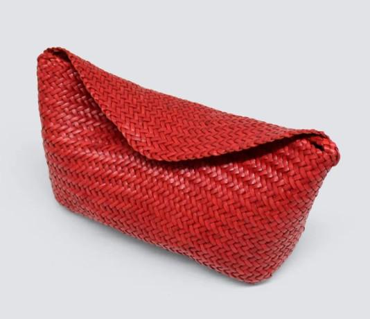 8701 POPPY RED DRAGON