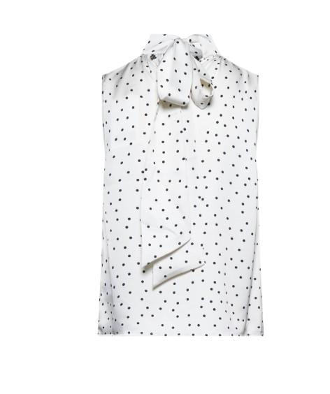 GPP26339TO POIS CHALK SILVIAN HEACH