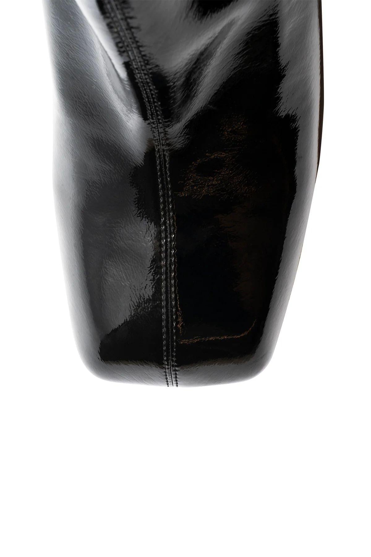 PLEASED BLACK.BLACK