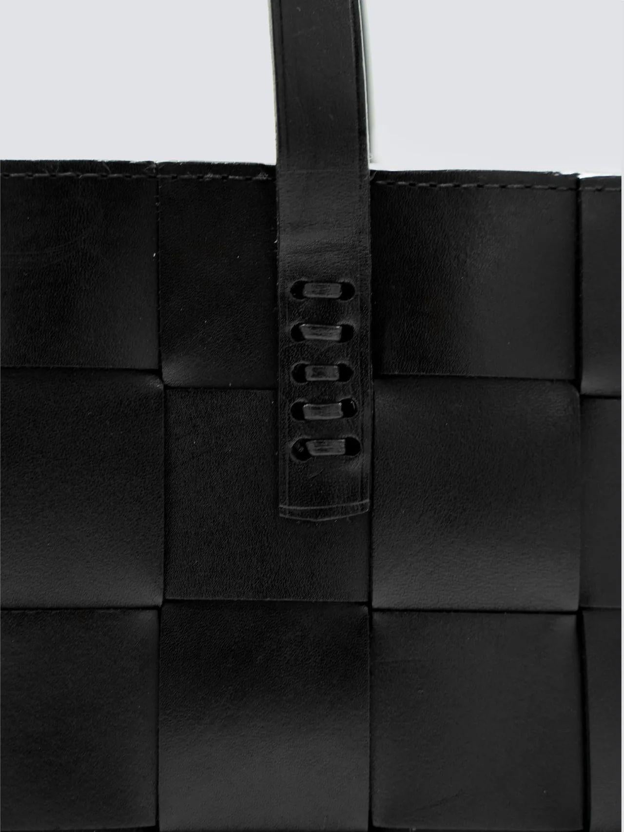 8151DGS5MATBLACK