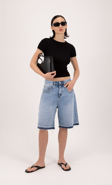 BERMUDA IN JEANS