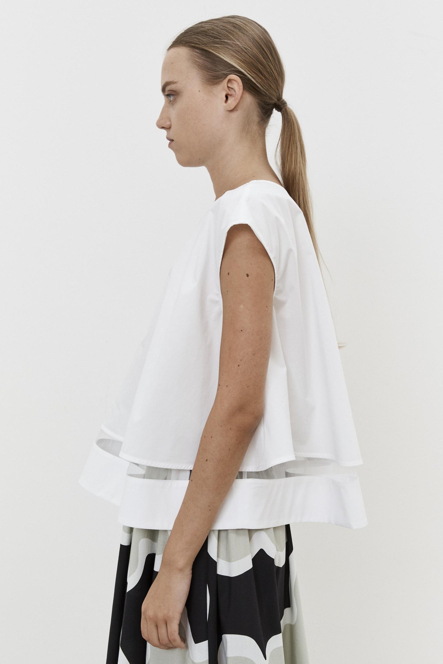E5/I/M5EA31791 OFF WHITE