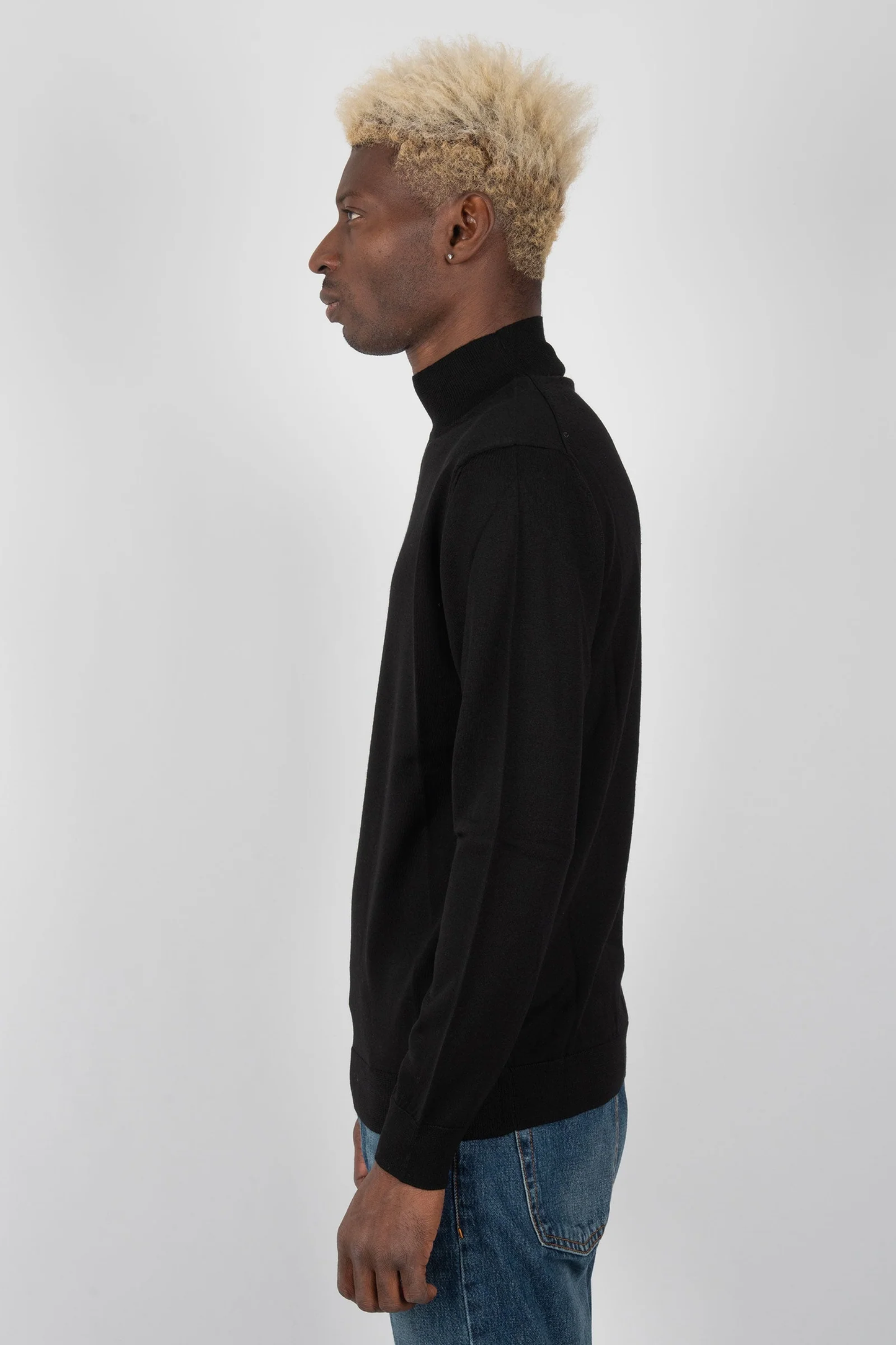 002913 NERO