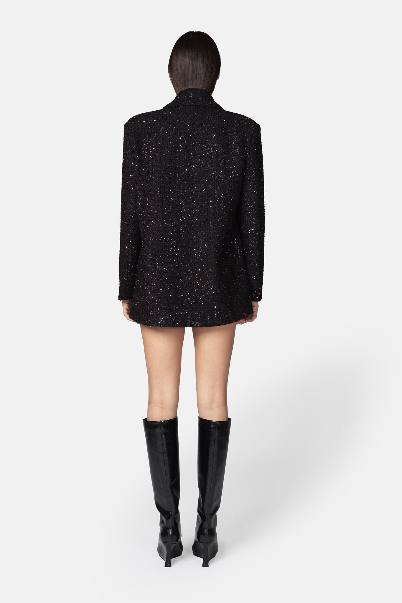  AYLA NERO TWENTY FOURHAITCH 