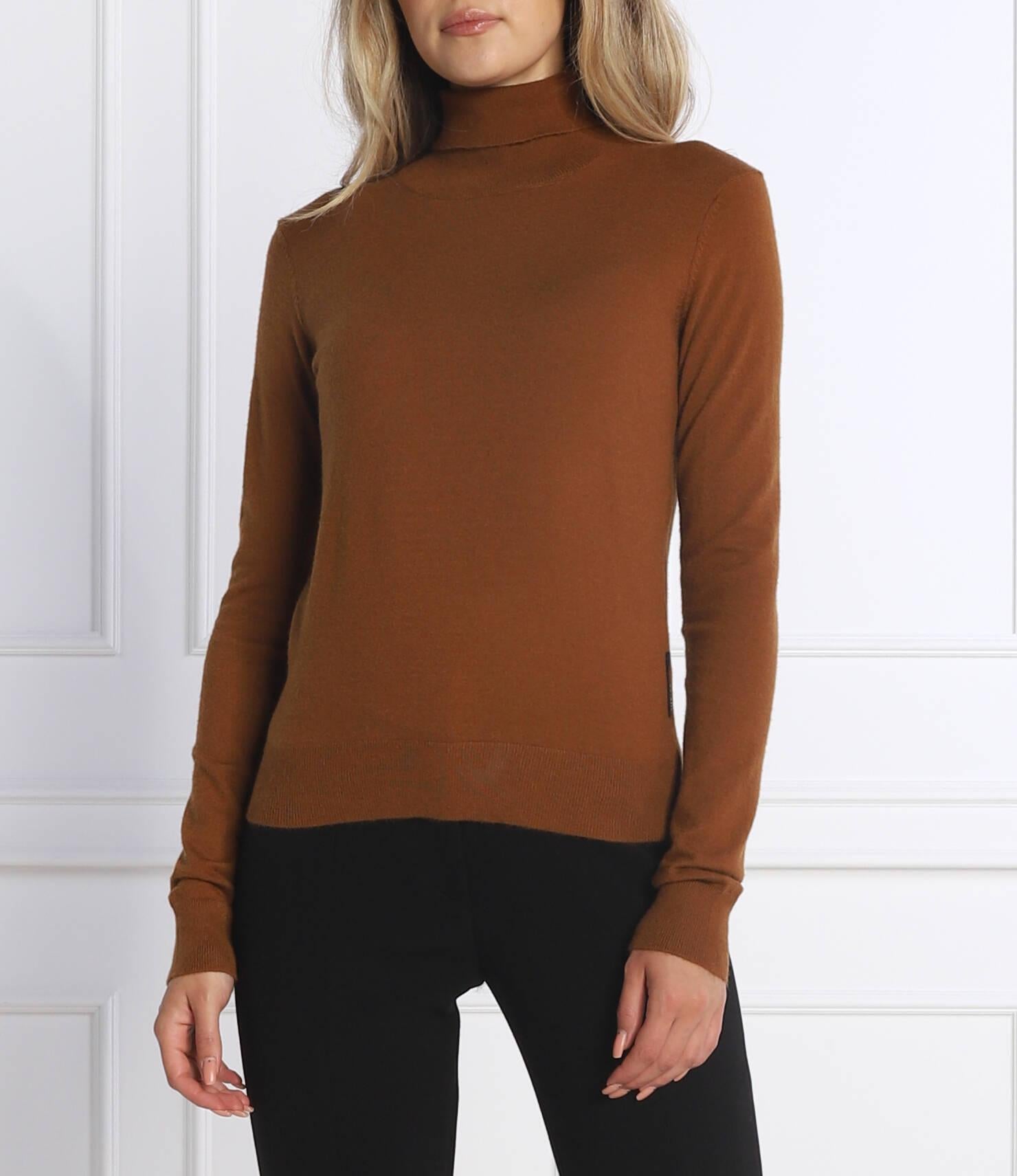  GPA25036LU BROWN SILVIAN HEACH 