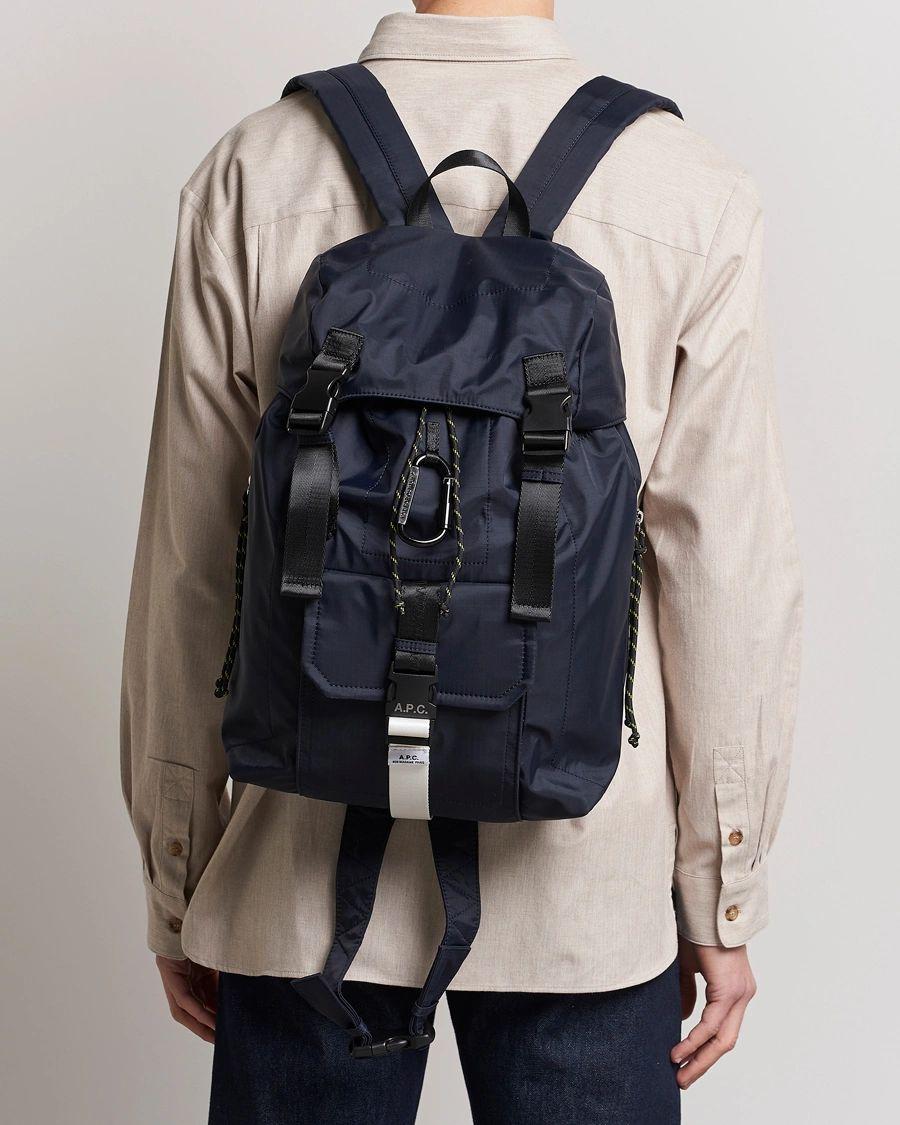  SAC A DOS TREK IAK DARK NAVY A.P.C. 