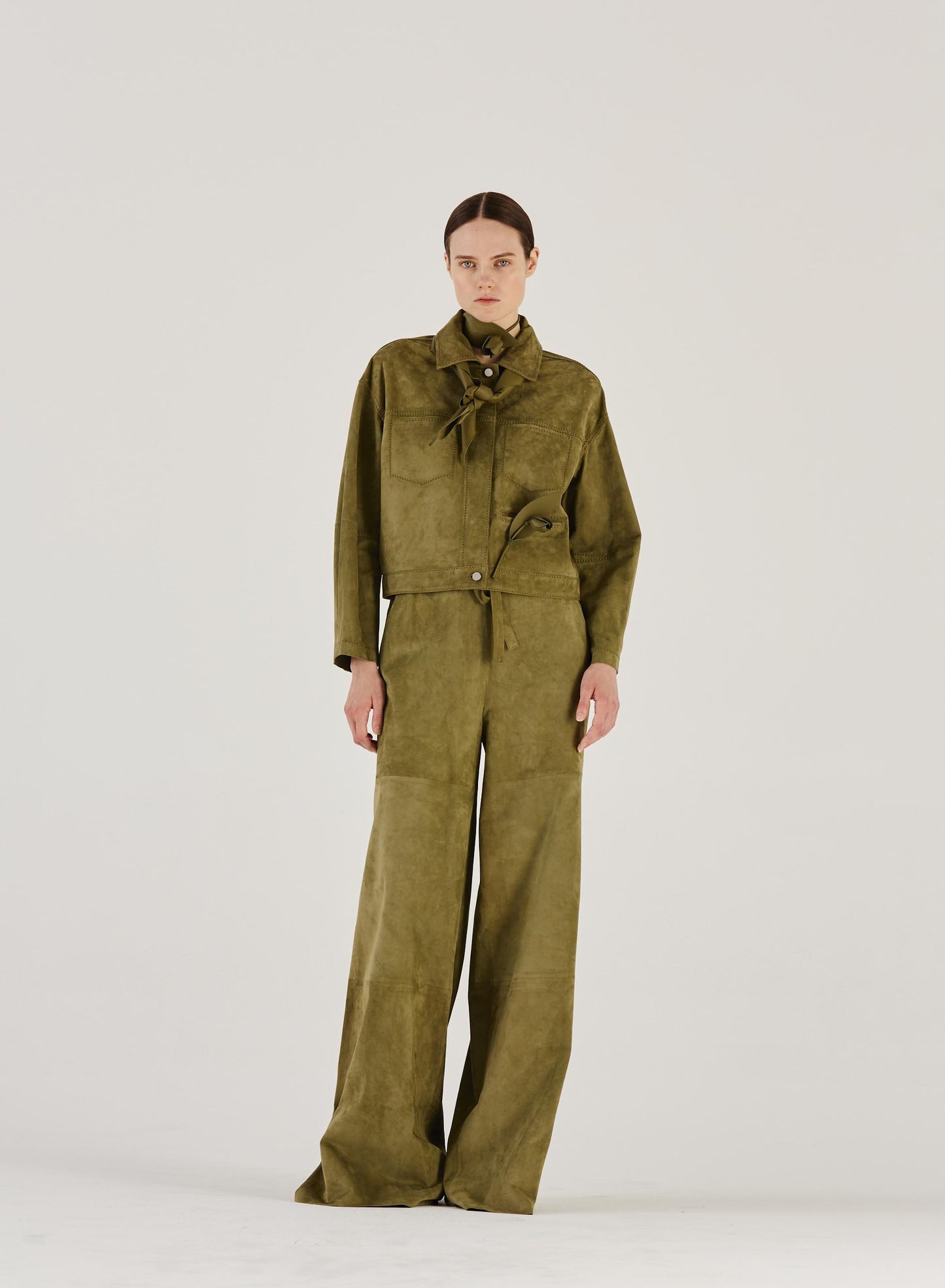  K14920 OLIVE GREEN 1972 DESA 