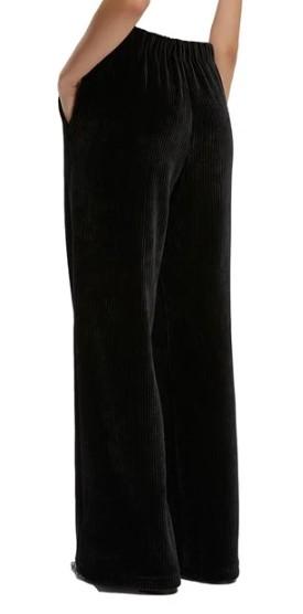  FOSTER 003 EMME MARELLA 