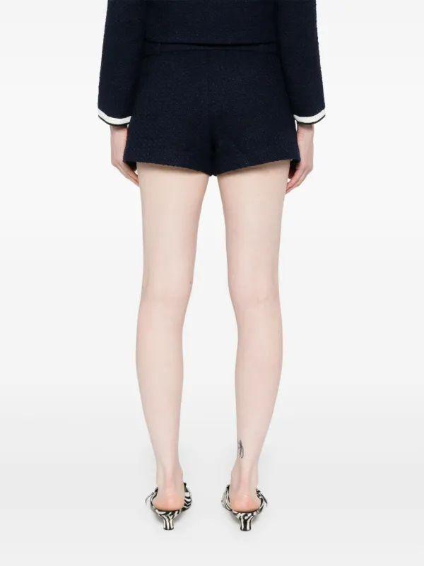  PF25-034P BL SELF-PORTRAIT 