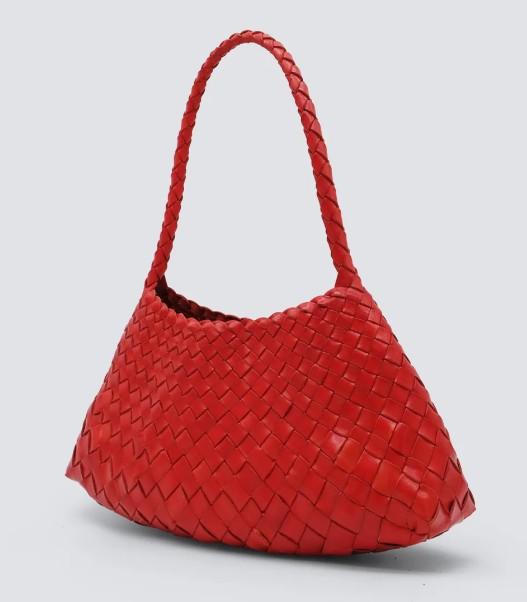  8943 POPPY RED DRAGON 