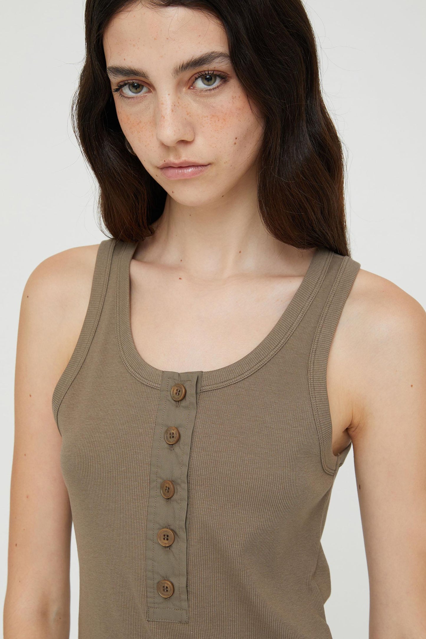 ISS25-T026T017375 OAT BROWN
