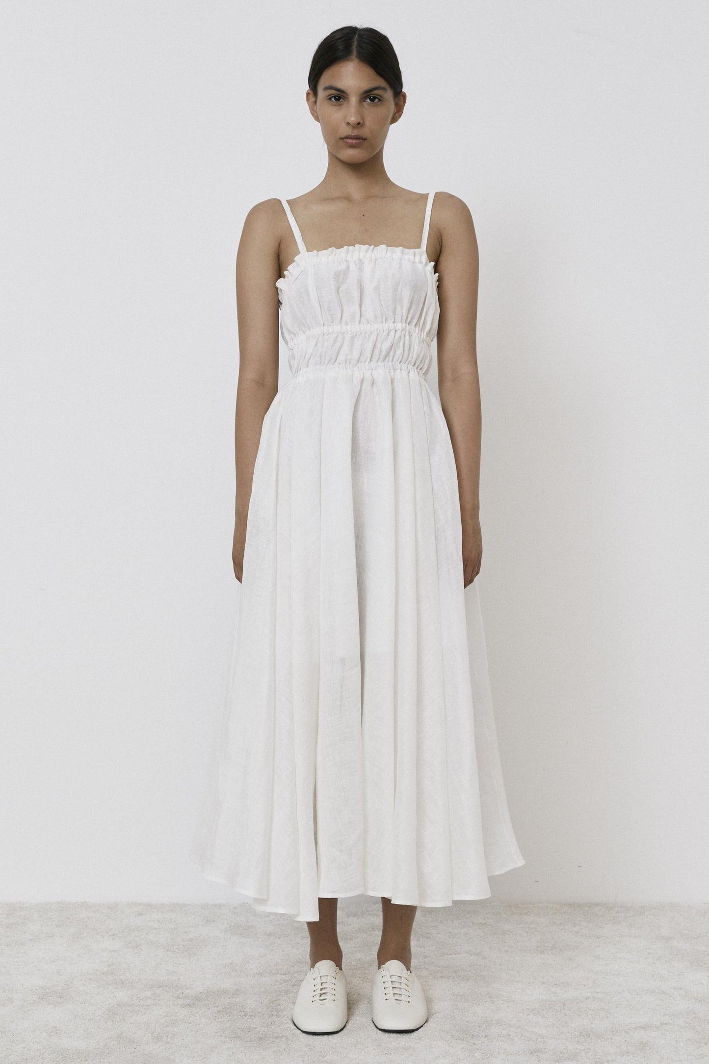 E5/I/M5EG03791 OFF WHITE