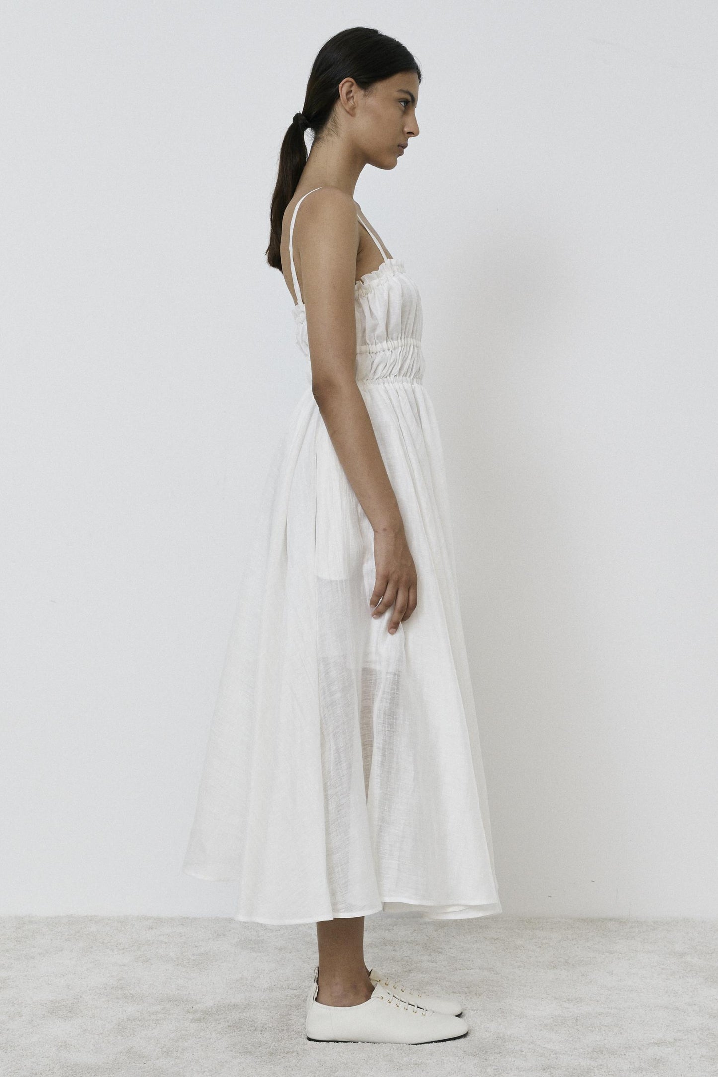 E5/I/M5EG03791 OFF WHITE