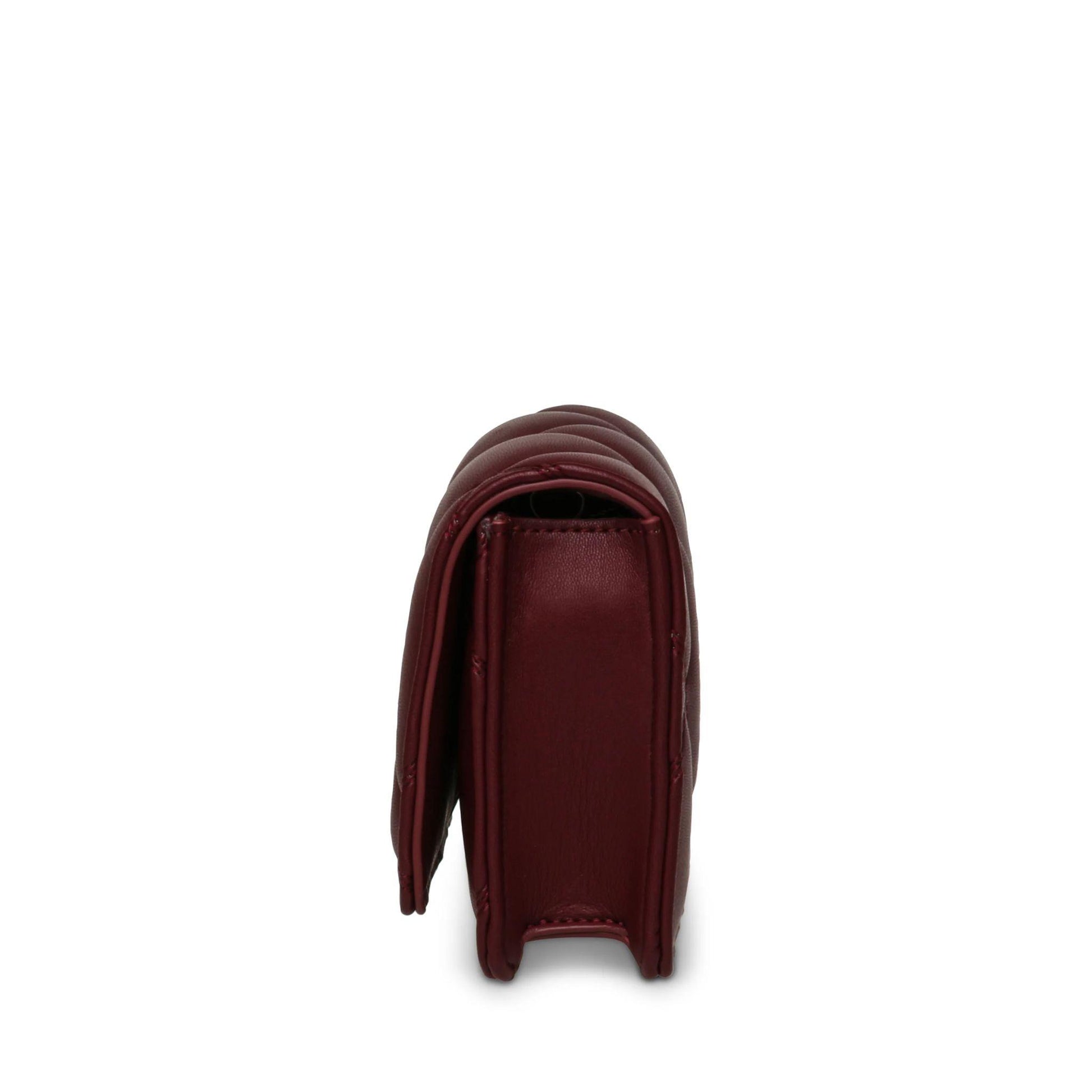  BENDUE-CRY CHERRY STEVE MADDEN 