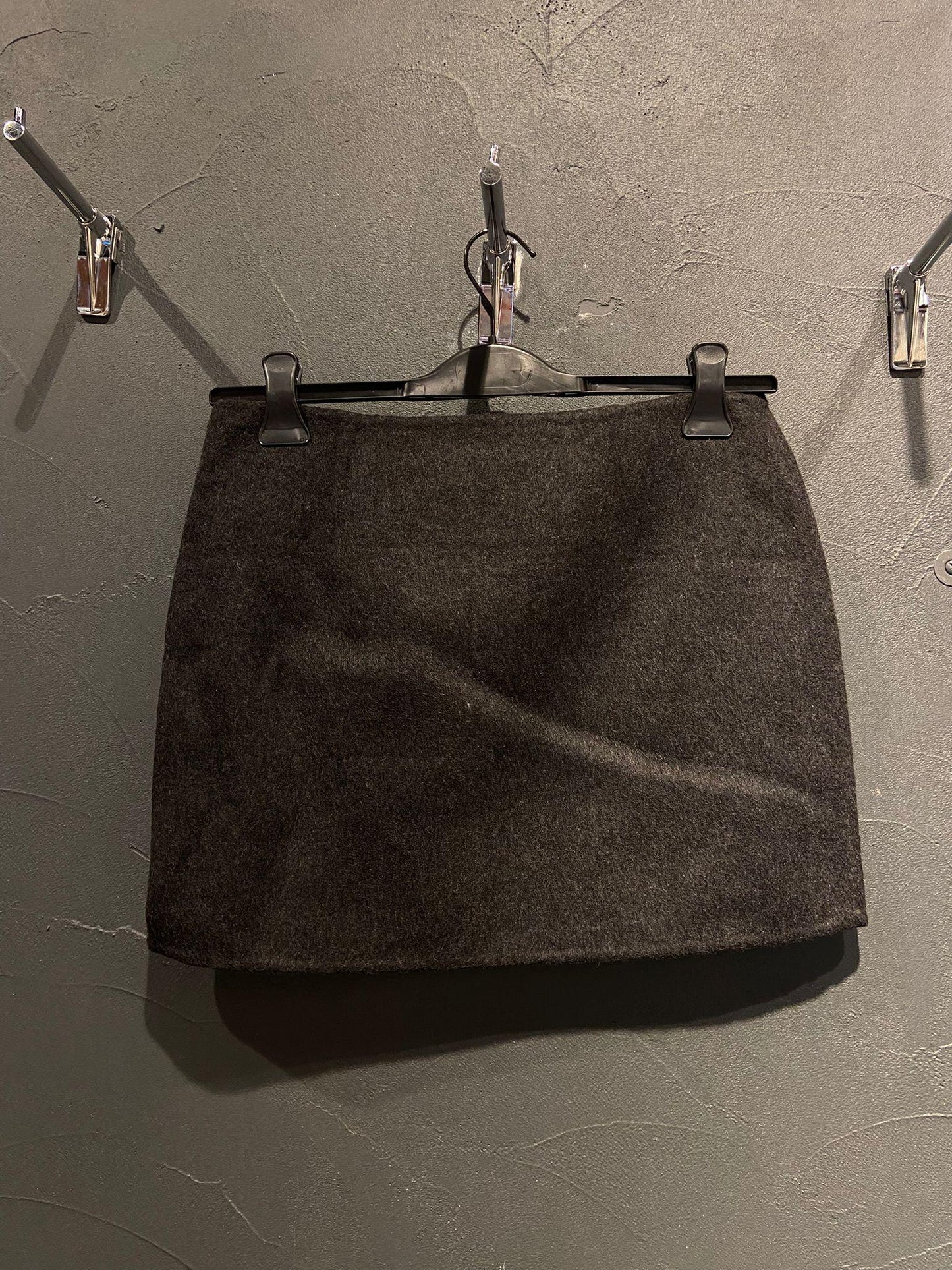  GPA24014MG GREY SILVIAN HEACH 