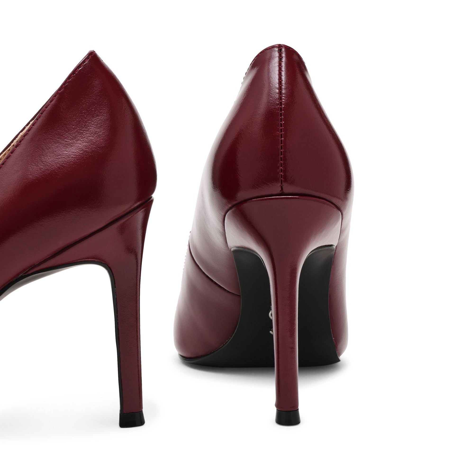  SECURED CHERRY STEVE MADDEN 